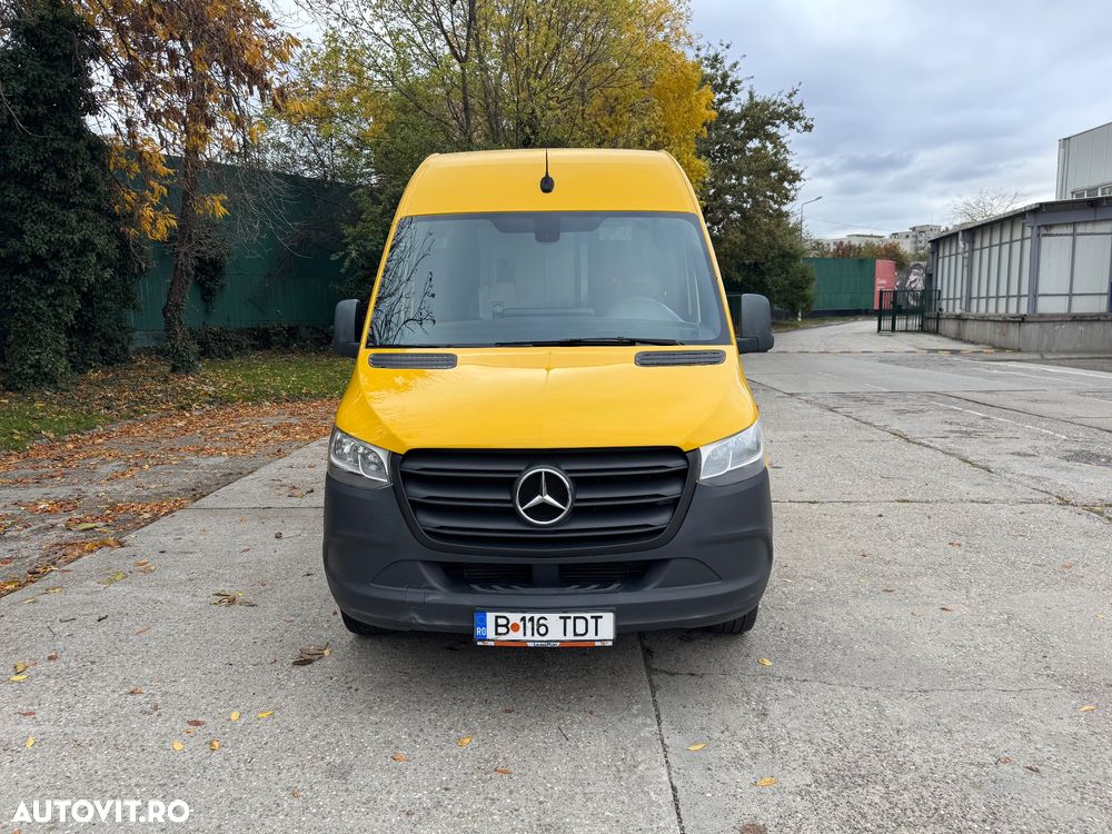 Mercedes-Benz Sprinter - 12