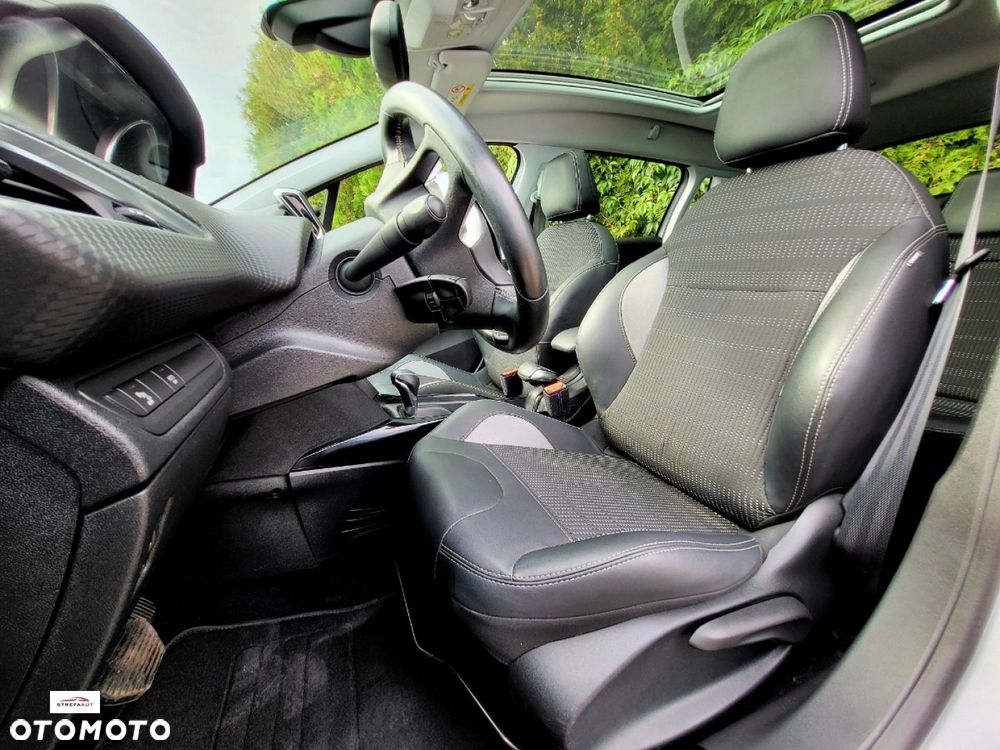 Peugeot 2008 - 17