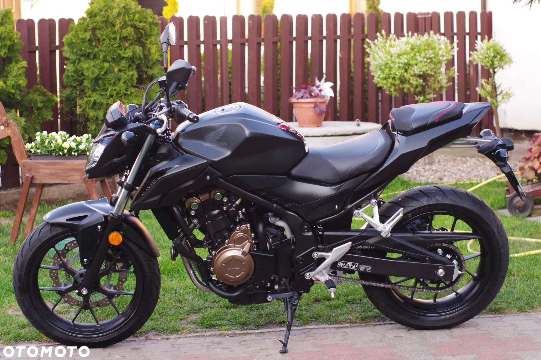 Honda CB - 16
