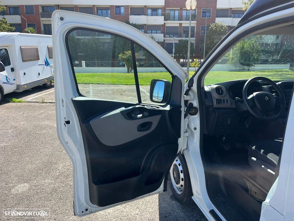 Renault TRAFIC 1.6DCI 125HP SS L2H2 1.2T - AC / IVA DEDUTIVEL - 15