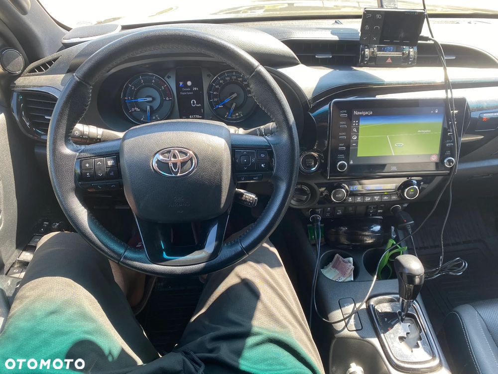 Toyota Hilux 2.8 D-4D Double Cab Invincible 4x4 - 25