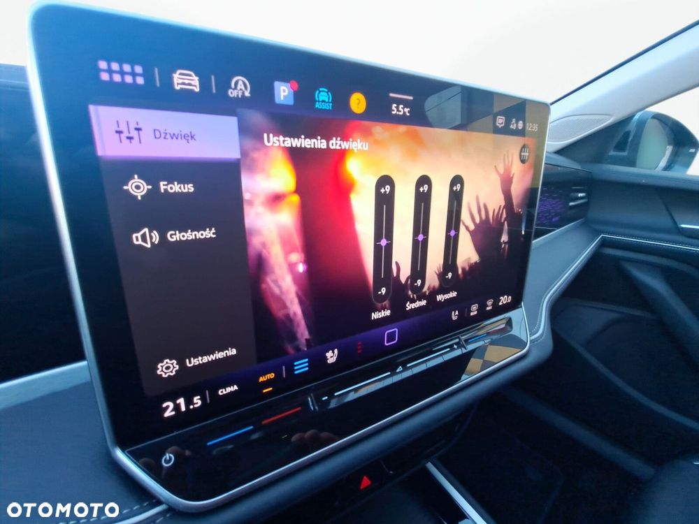 Volkswagen Passat - 24