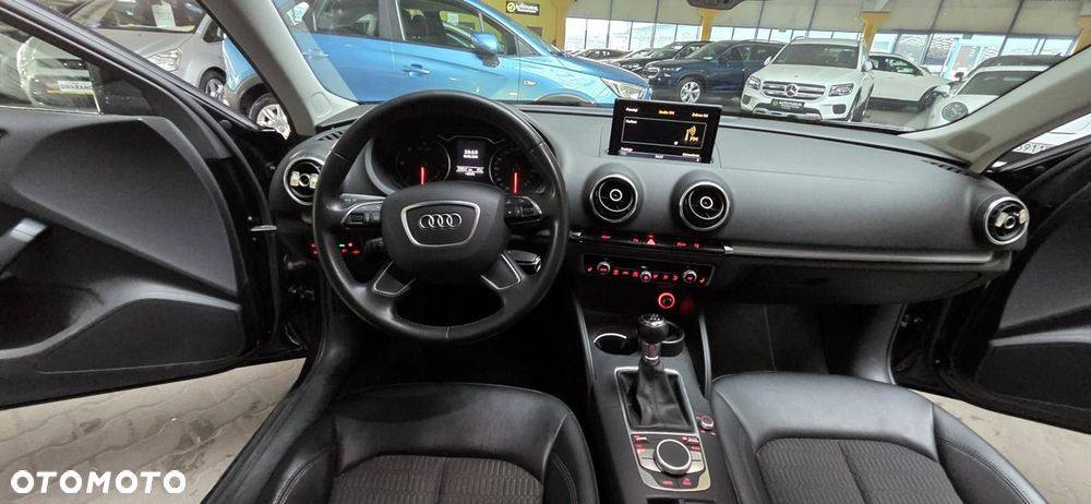 Audi A3 Sportback - 14
