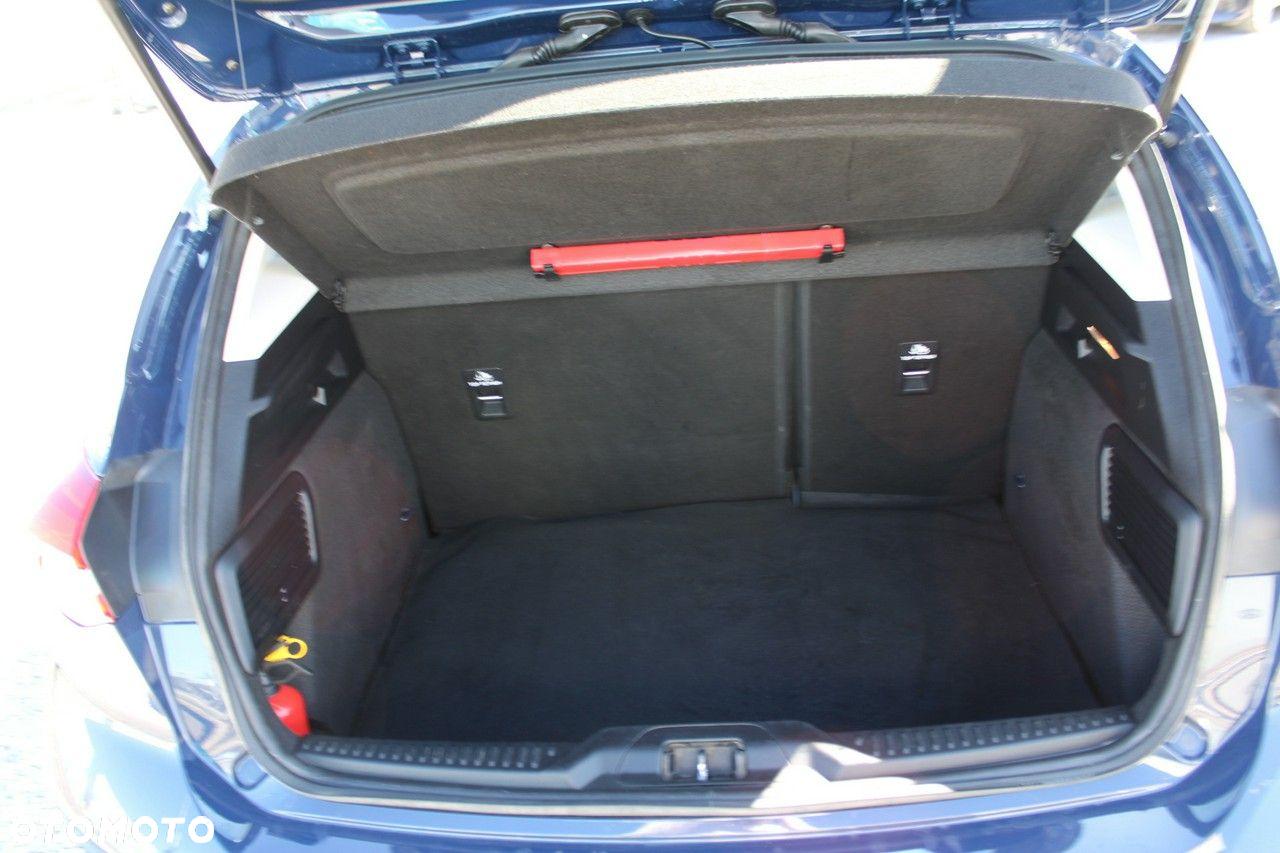 Ford Focus - 29