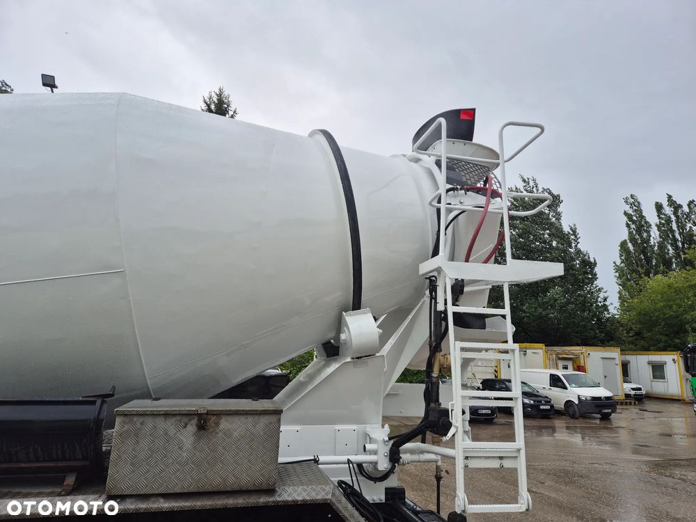 Mercedes-Benz Betonomieszarka - 7