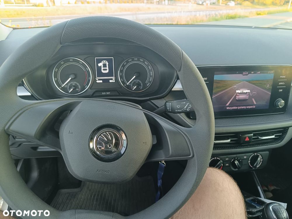 Skoda Fabia 1.0 Ambition - 9