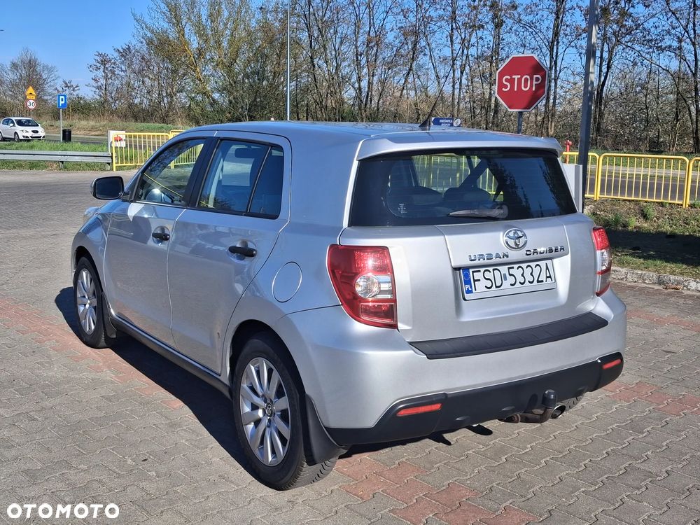 Toyota Urban Cruiser 1.33 4x2 Club - 10