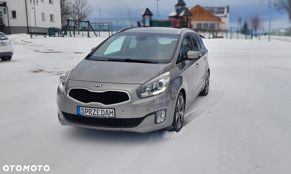 Kia Carens 1.7 CRDi 136 Fifa World Cup Edition - 8