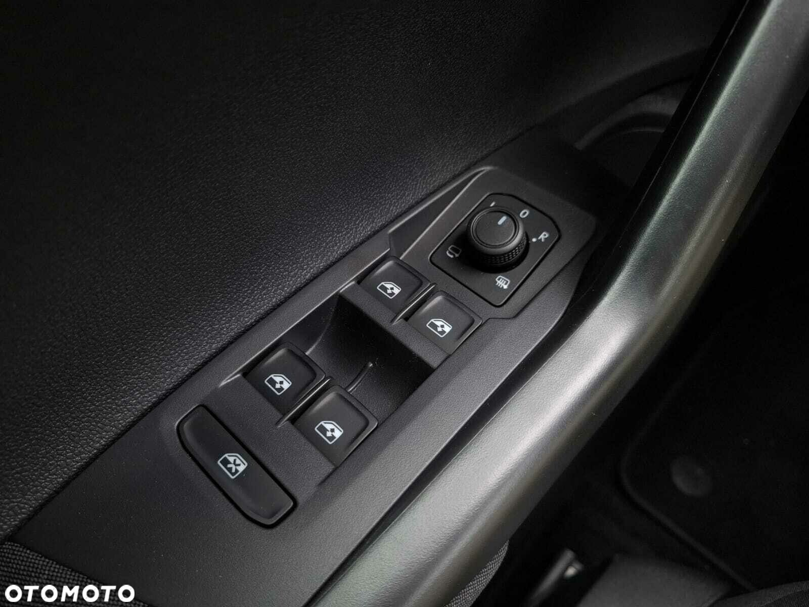 Volkswagen Taigo 1.0 TSI Special Edition - 23