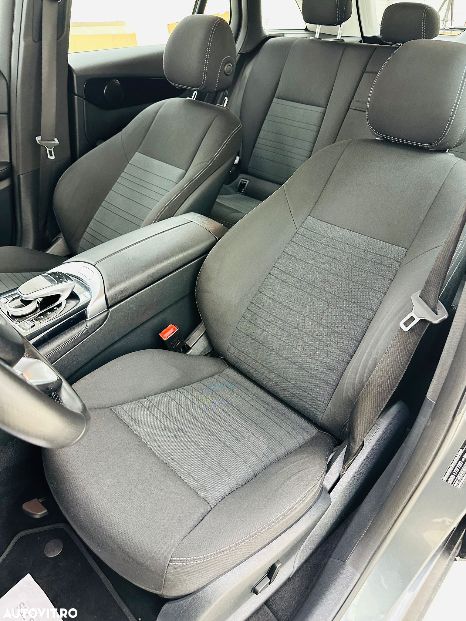 Mercedes-Benz GLC - 23