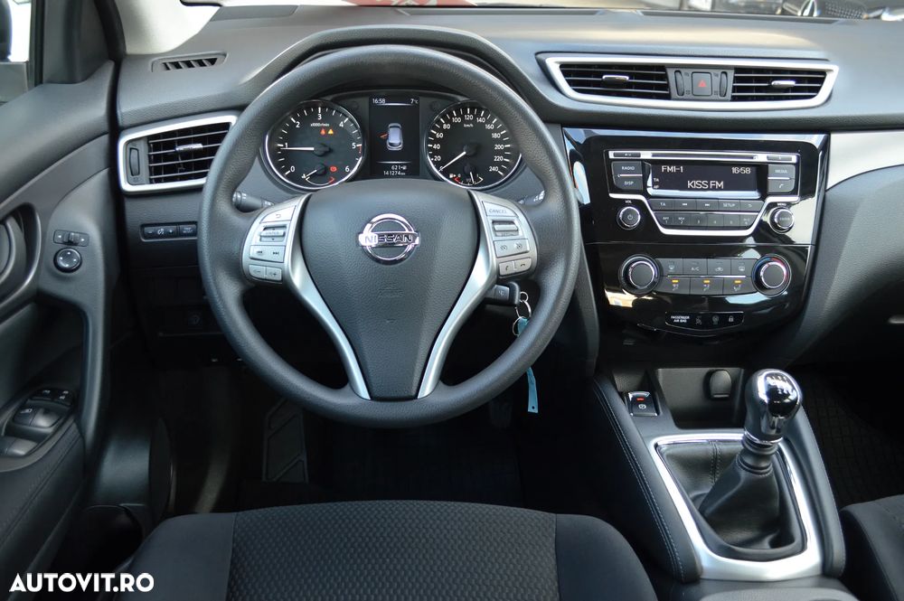 Nissan Qashqai 1.5 DCI N-Connecta - 26