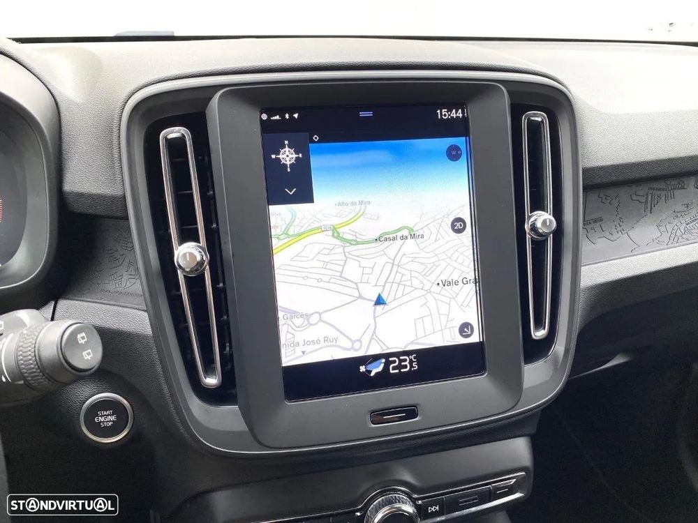 Volvo XC 40 2.0 D3 Momentum - 11