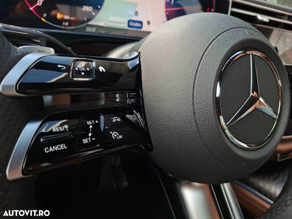 Mercedes-Benz E 220 d 4MATIC MHEV - 31