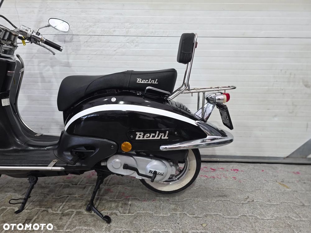 AGM Retro 50 - 9