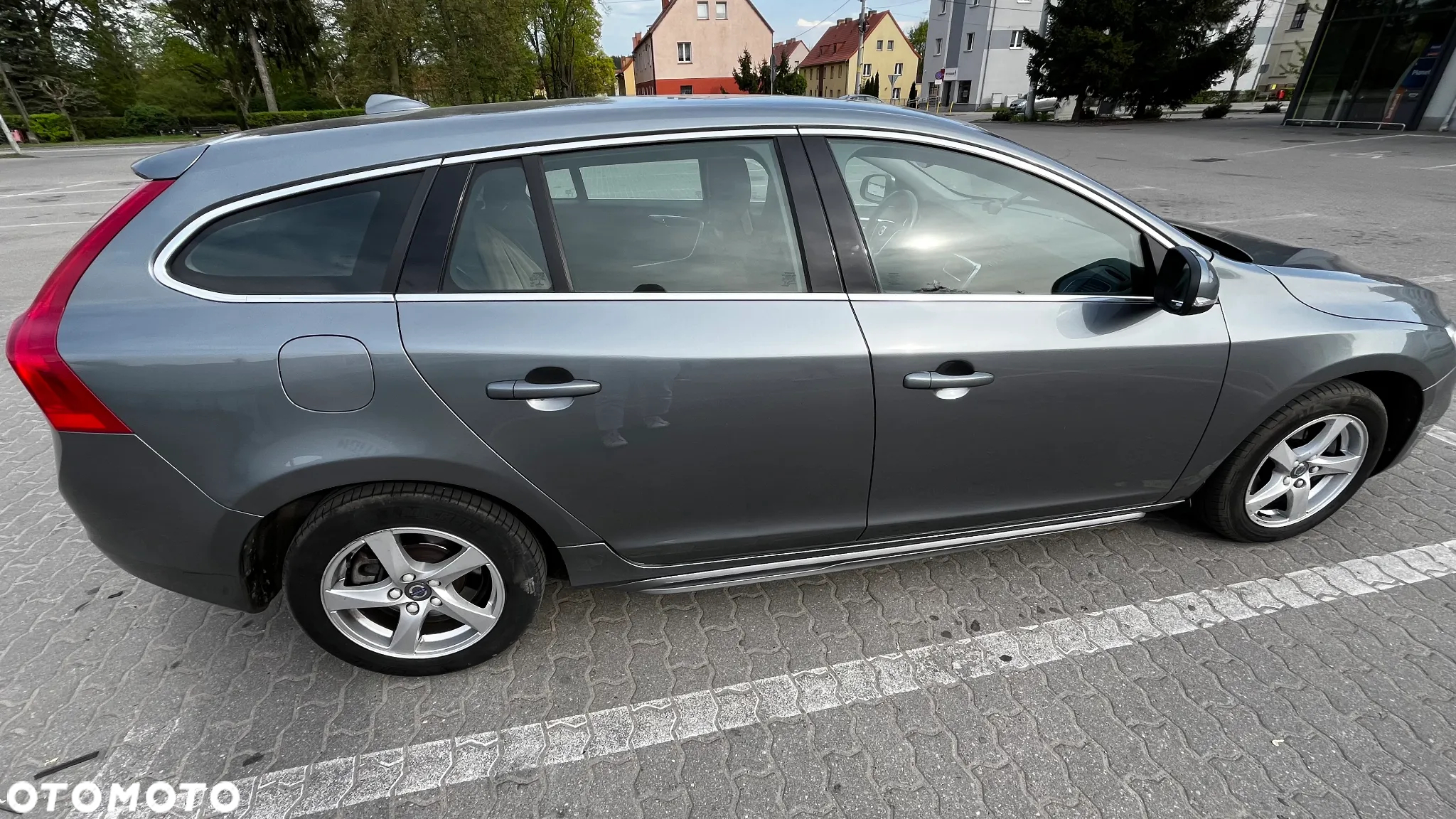 Volvo V60 D2 Geartronic Momentum - 7