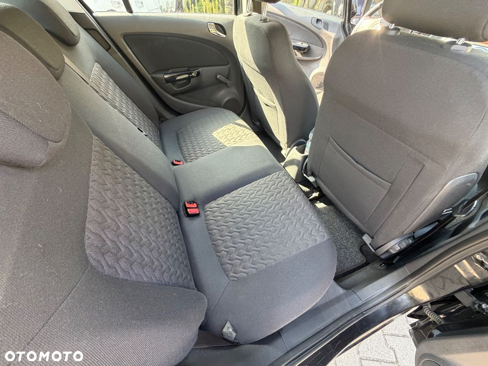 Opel Corsa 1.4 Cosmo - 12