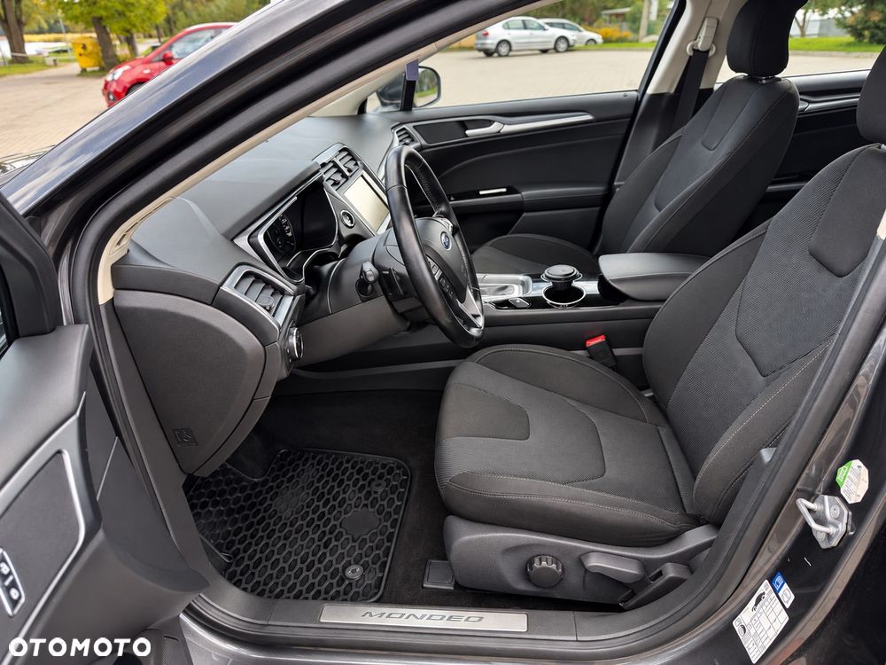 Ford Mondeo 2.0 TDCi Titanium PowerShift - 18
