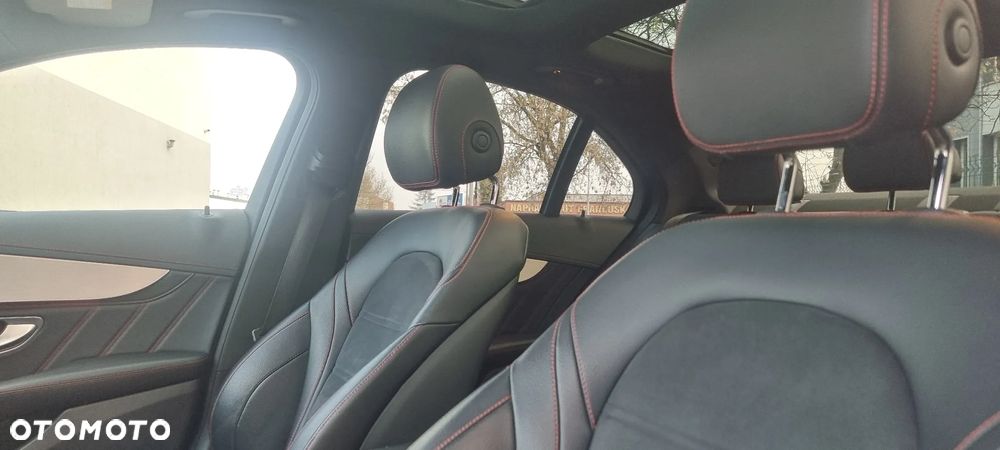 Mercedes-Benz Klasa C AMG 43 4Matic AMG TCT 9G - 33
