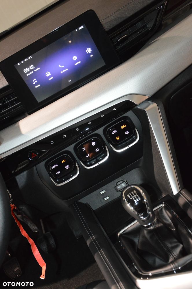 BAIC 3 1.5T Luxury - 31
