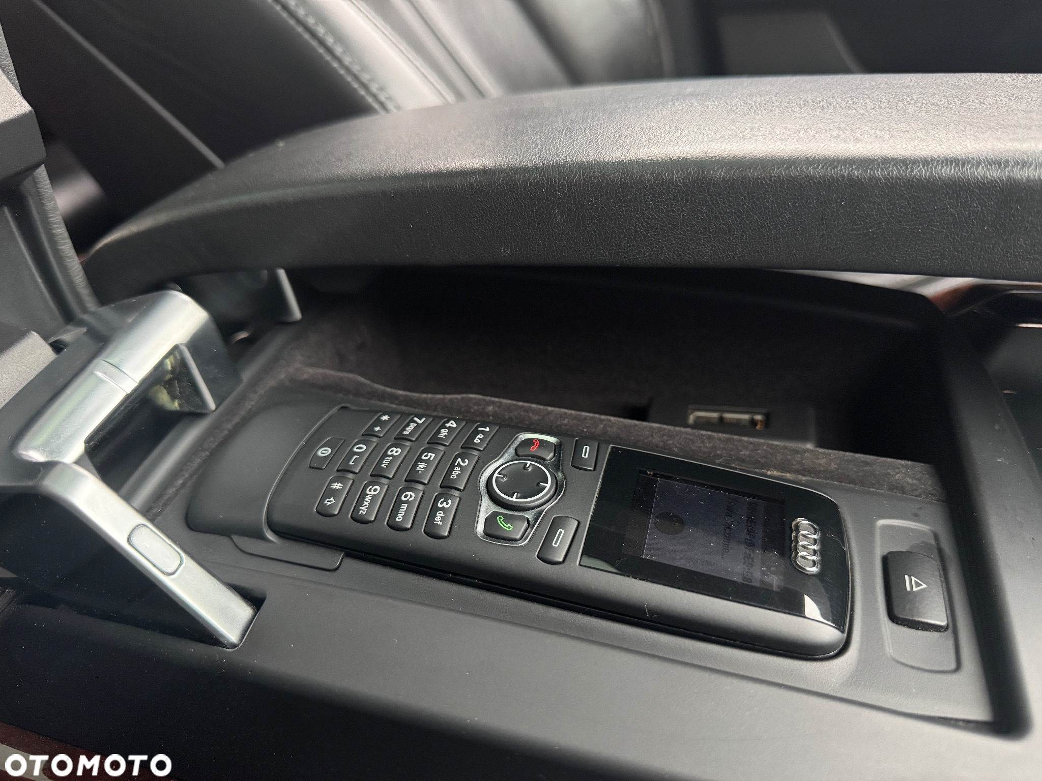 Audi A8 3.0 TDI L Quattro - 32