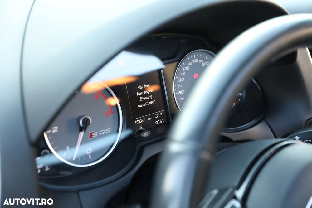 Audi SQ5 - 38