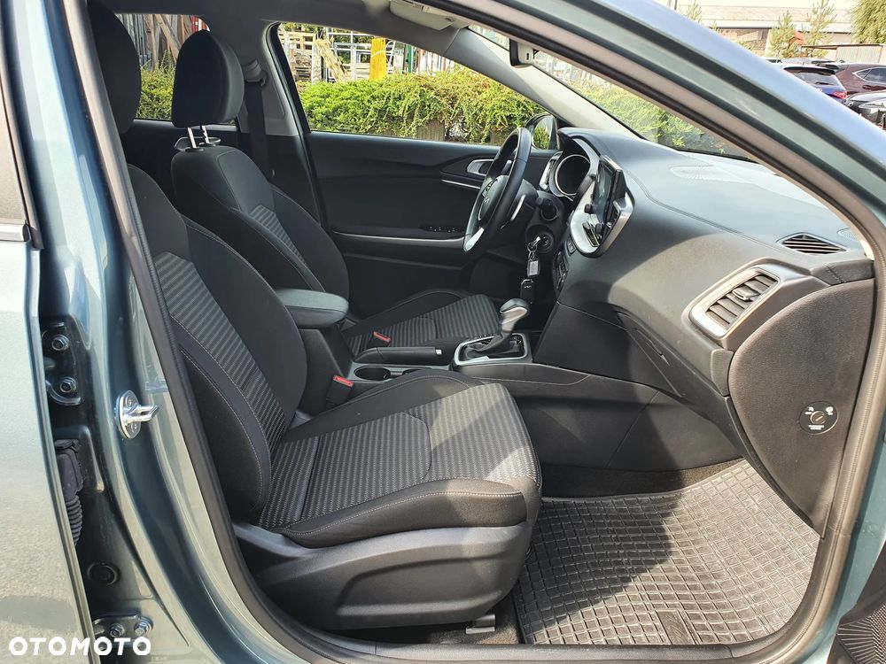 Kia XCeed 1.5 T-GDI M DCT - 25