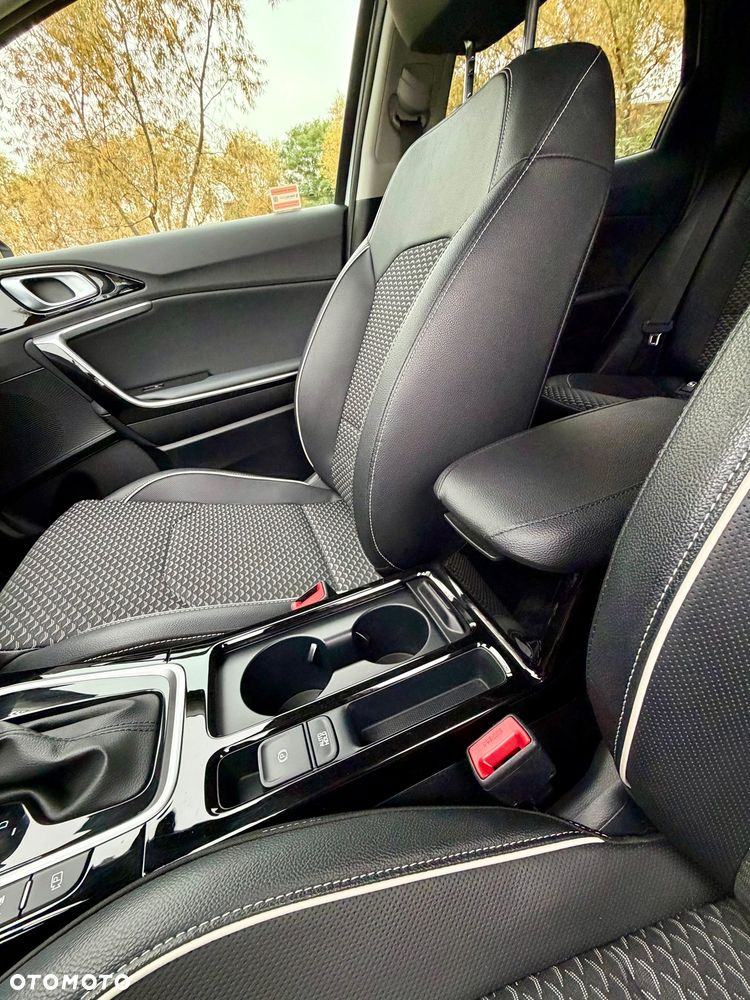 Kia XCeed - 17