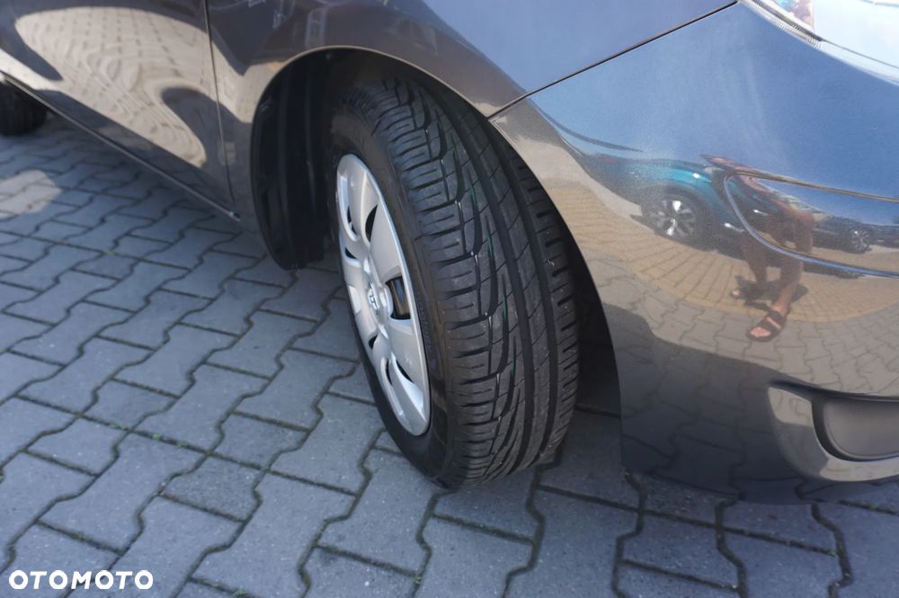 Toyota Yaris 1.33 VVT-i Cool - 38