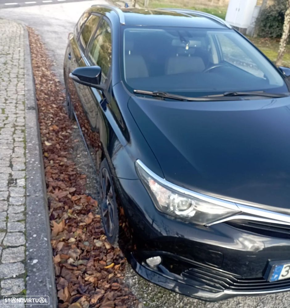 Toyota Auris Touring Sports 1.4 D-4D Comfort+Pack Sport - 3