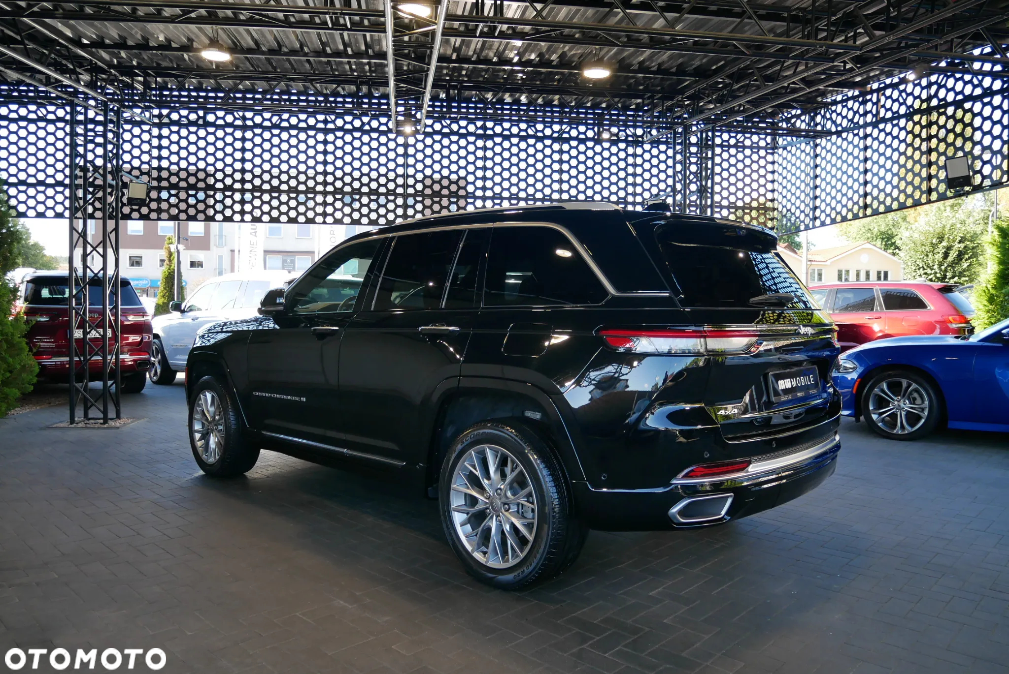 Jeep Grand Cherokee - 4