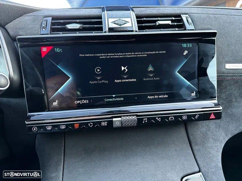 DS DS7 Crossback E-Tense Performance Line EAT8 - 30