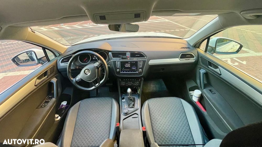 Volkswagen Tiguan 2.0 TDI 4Mot DSG Comfortline - 6