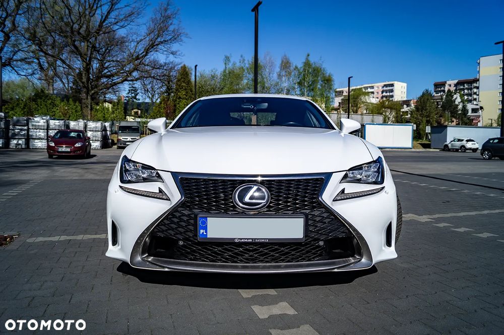 Lexus RC 200t / 300 F Sport - 5