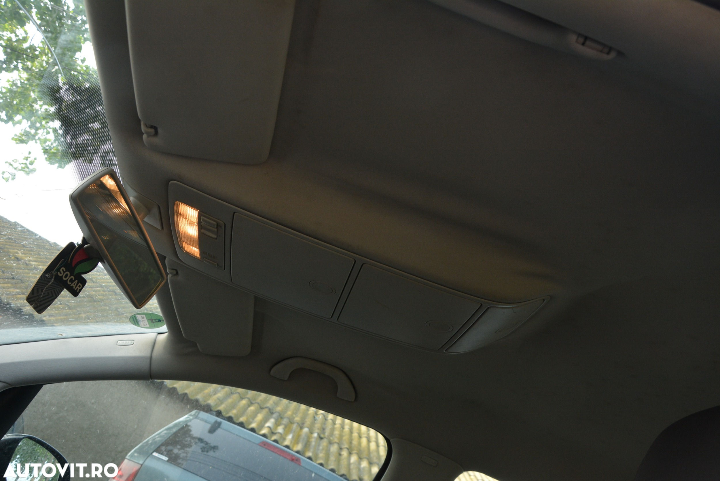 Dezmembrari  VW TOURAN (1T)  2003  > 2010 2.0 TDI Motorina - 36