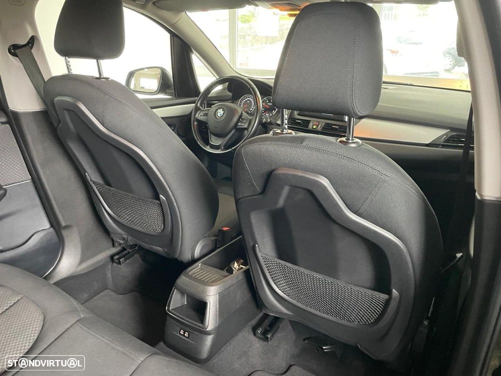 BMW 216 Active Tourer d Line Luxury - 9