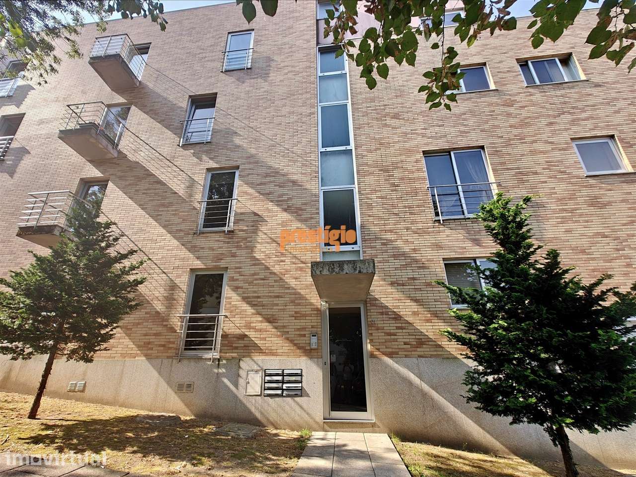 Apartamento T3 Venda em Braga (Maximinos, Sé e Cividade),Braga - Grande imagem: 2/28