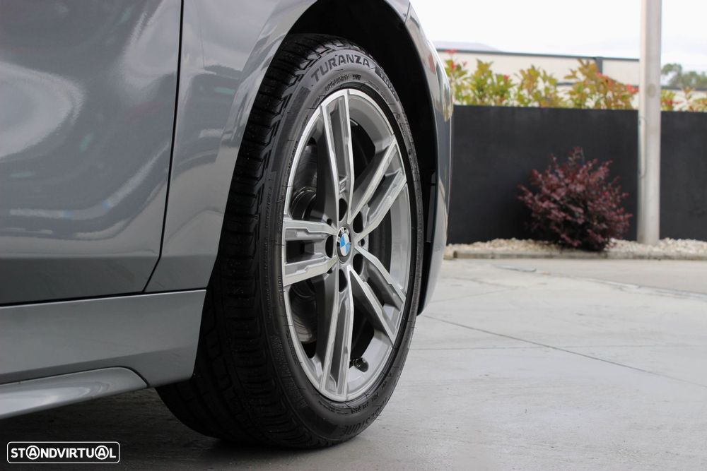 BMW 116 d Pack 50 anos M Auto - 4