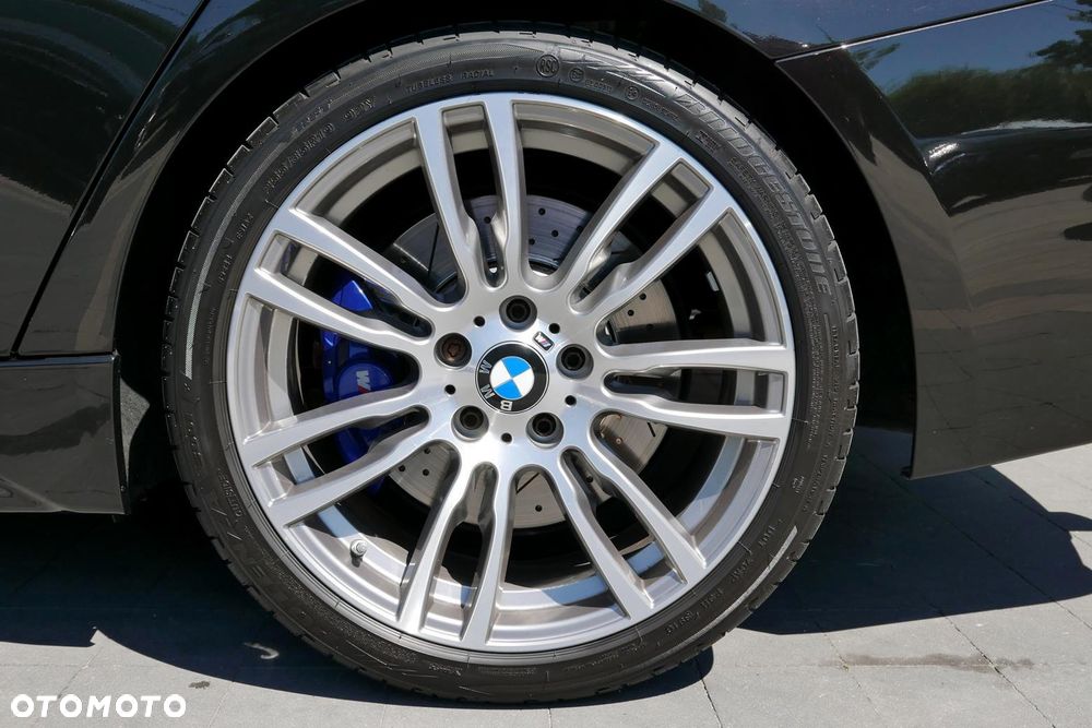 BMW Seria 3 330i M Sport - 18