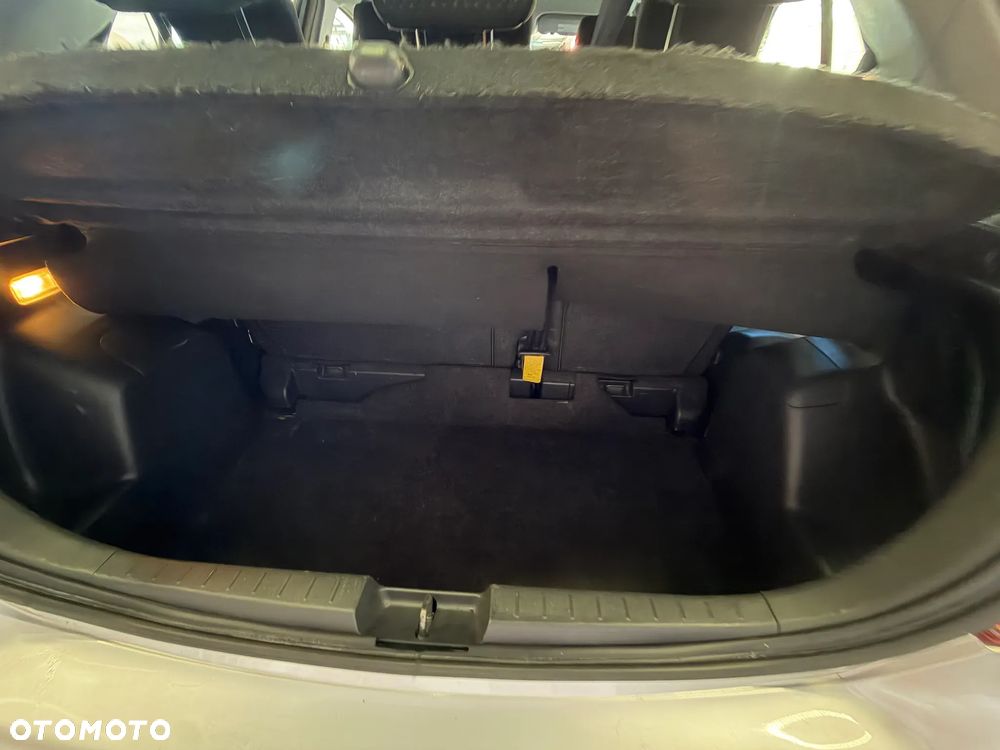 Toyota Yaris 1.0 Terra - 15