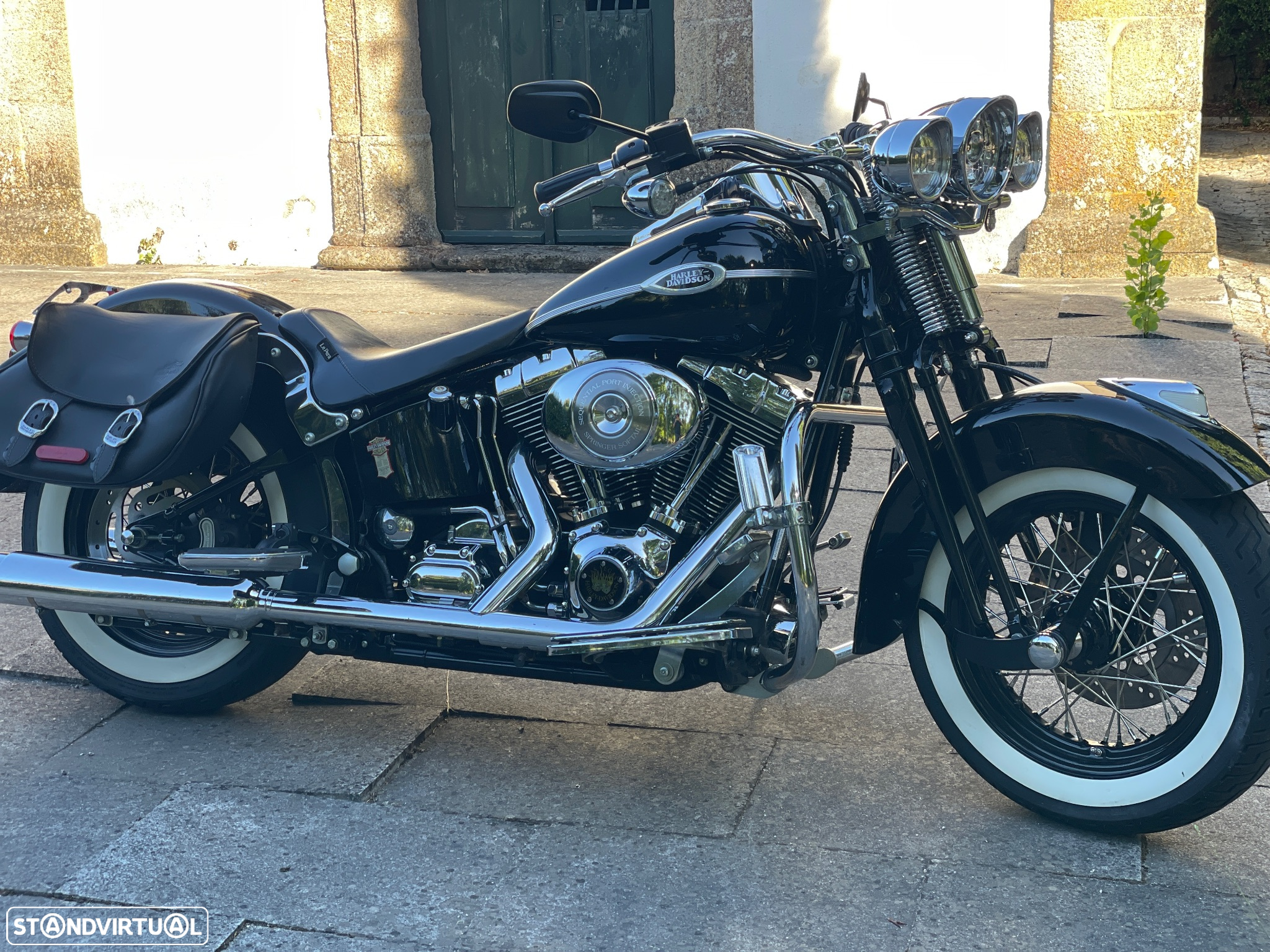 Harley-Davidson FLSTS Springer - 16