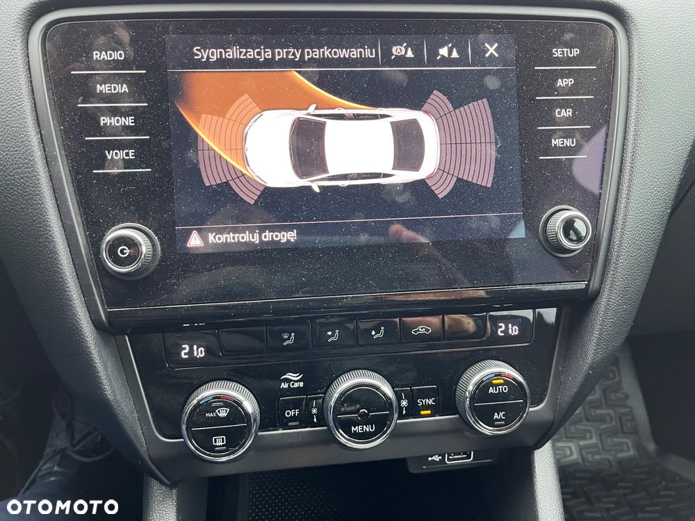 Skoda Octavia 1.4 TSI Ambition - 33