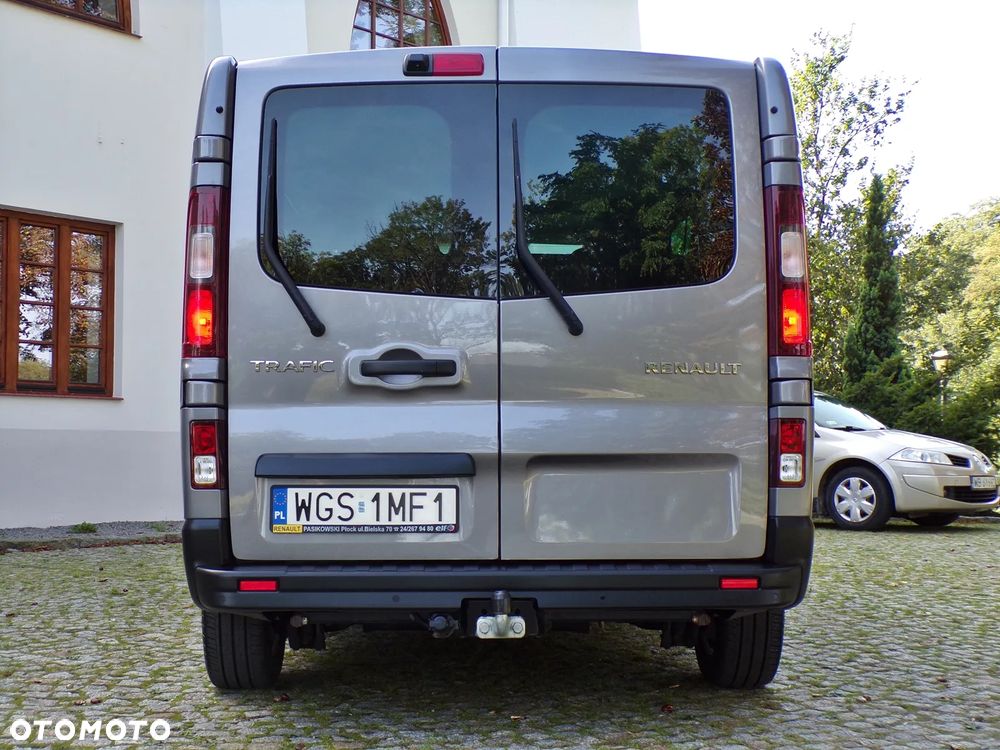 Renault Trafic Grand SpaceClass 2.0 dCi - 10