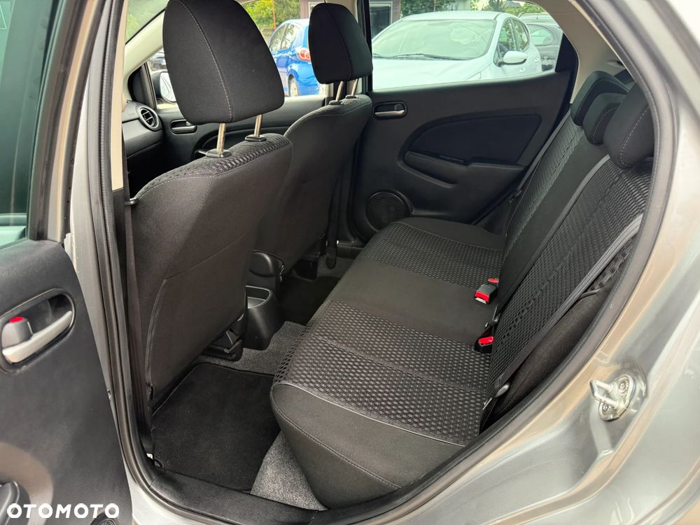 Mazda 2 1.3 Exclusive - 13