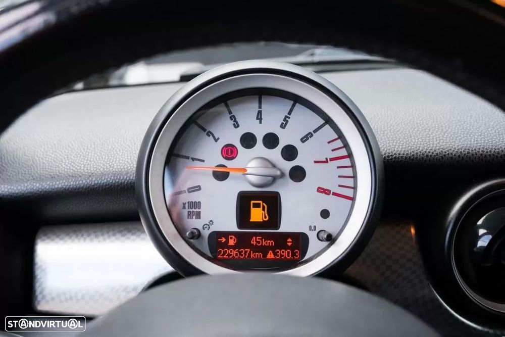 MINI Clubman Cooper S - 16