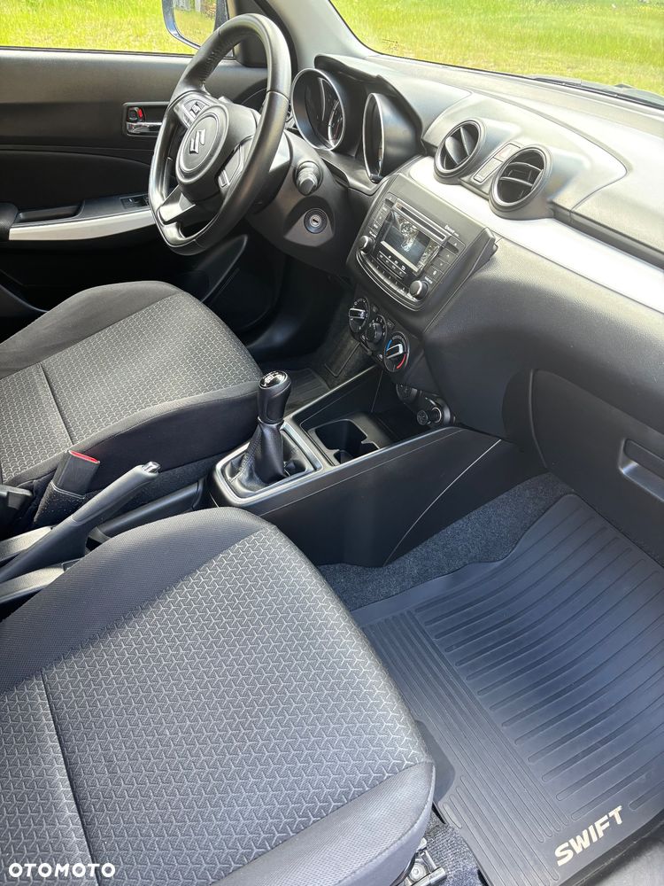 Suzuki Swift 1.2 Premium - 13