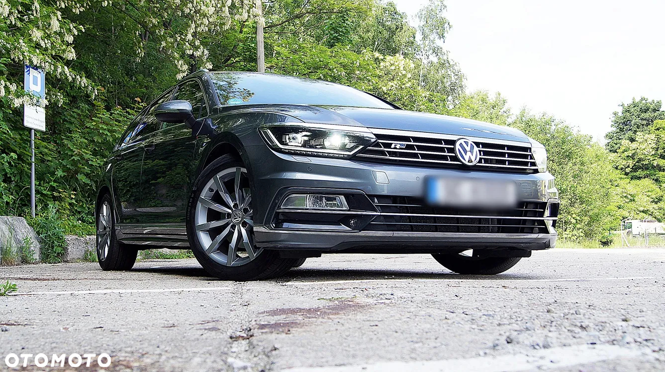 Volkswagen Passat - 32
