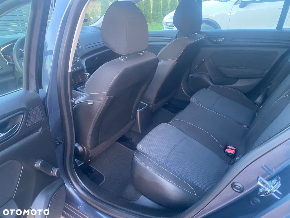Renault Megane - 11