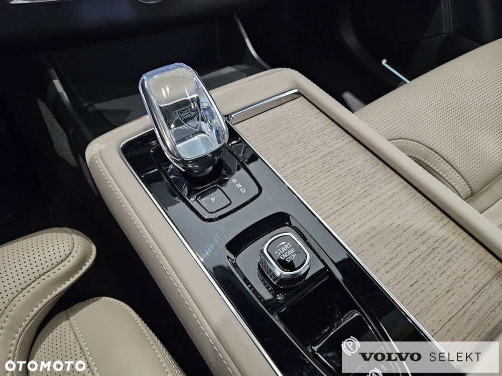 Volvo XC 90 - 21