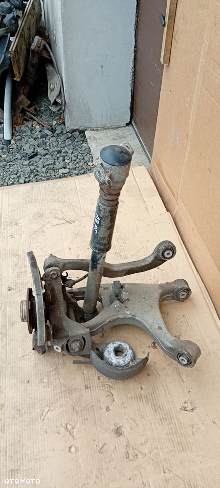 Zawieszenie zwrotnica lewy tył lewa tylna A5 8T 2.0 TDI - 4