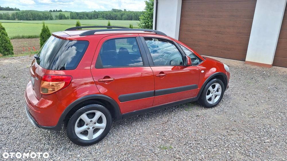 Suzuki SX4 1.6 GS / Premium - 12